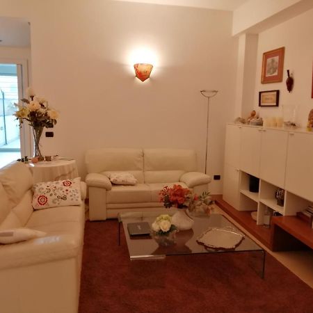 Casa Lauretta - Terrazza - Garage Wifi E Bici Gratuite Villa Lecce Eksteriør bilde