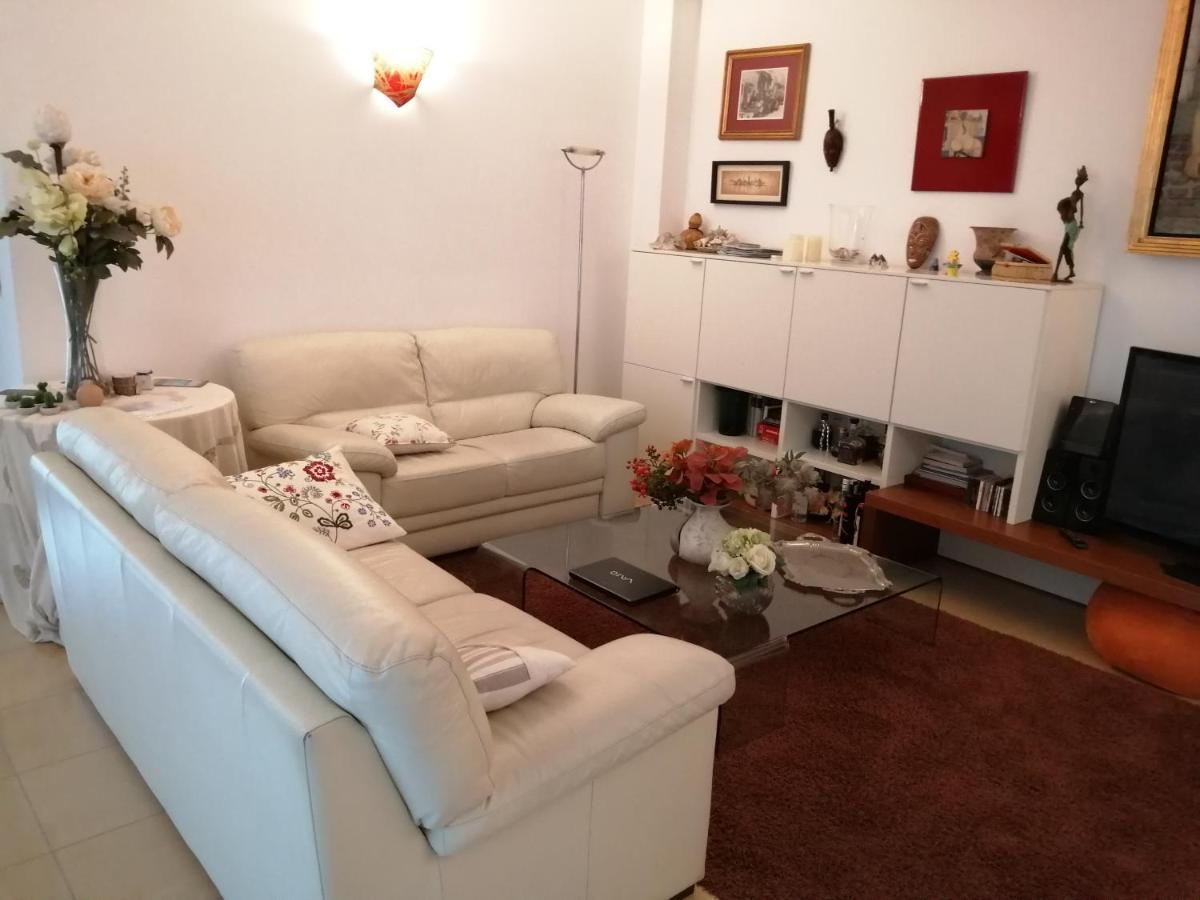 Casa Lauretta - Terrazza - Garage Wifi E Bici Gratuite Villa Lecce Eksteriør bilde