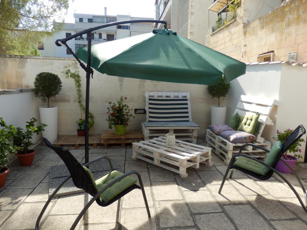 Casa Lauretta - Terrazza - Garage Wifi E Bici Gratuite Villa Lecce Eksteriør bilde