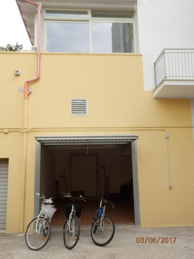 Casa Lauretta - Terrazza - Garage Wifi E Bici Gratuite Villa Lecce Eksteriør bilde