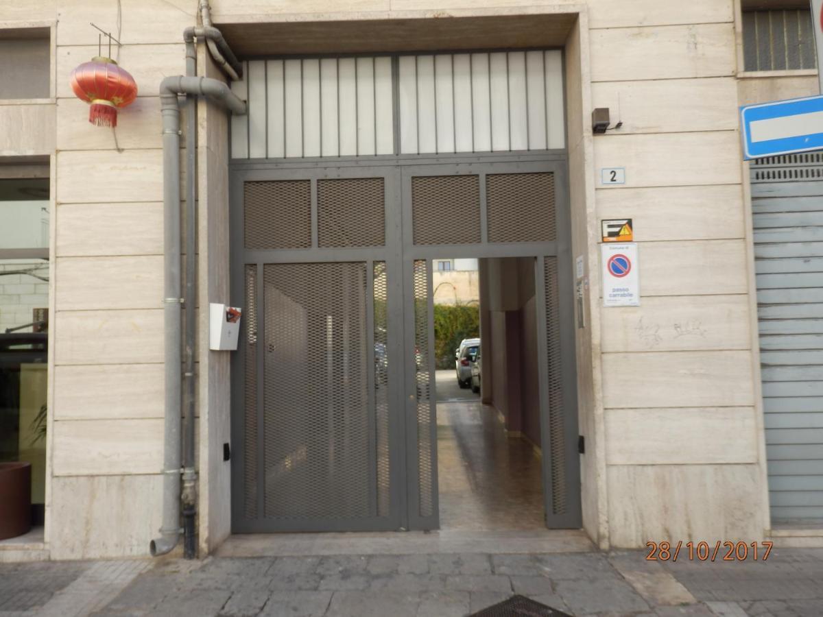 Casa Lauretta - Terrazza - Garage Wifi E Bici Gratuite Villa Lecce Eksteriør bilde