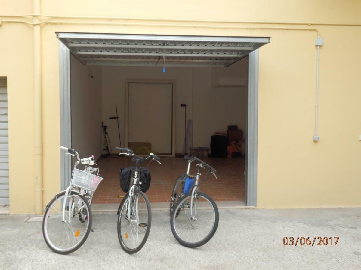 Casa Lauretta - Terrazza - Garage Wifi E Bici Gratuite Villa Lecce Eksteriør bilde